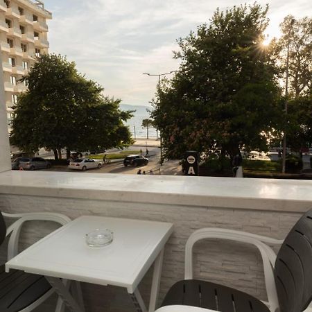 Aglon Twin'S Hotel Vlore Bagian luar foto